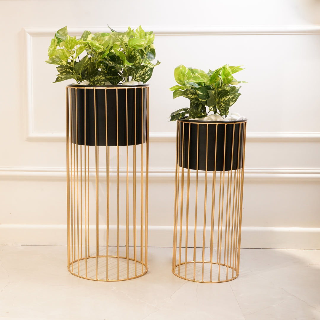 Black Planters With Stand, Set of 2